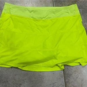 Lululemon pace rival mid-rise skirt in long